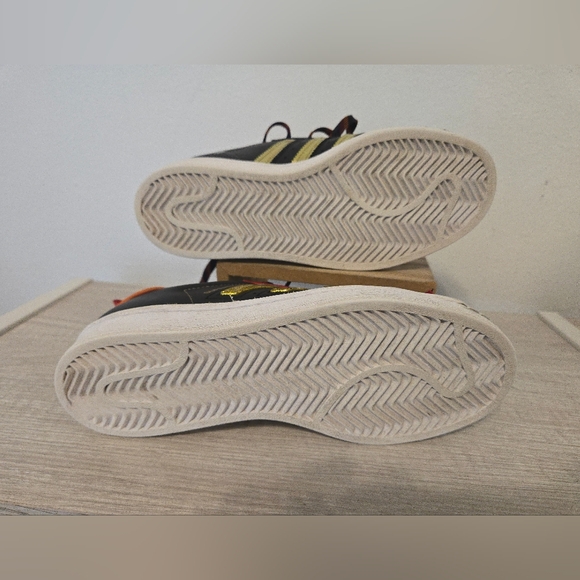 Adidas Originals Superstar Chinese New Year Black Liquid Gold Kids Youth 4 Ox - Picture 4 of 8